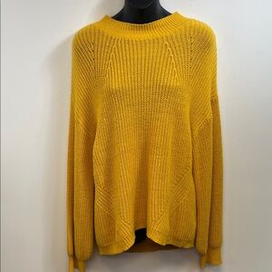 Old Navy Mustard Yellow Causal Fall Cable Knit Pullover Sweater Size M